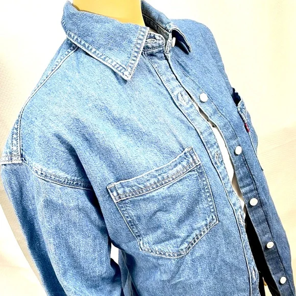 Levi’s Oversize Cool Eco Performance Denim Shirt - Picture 5 of 11